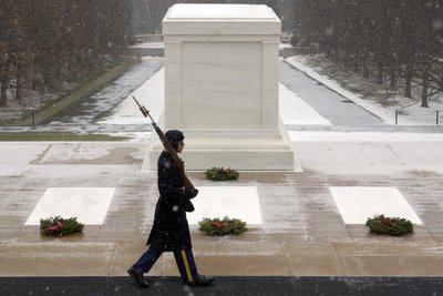 Tomb of Unknown Soldier in winter